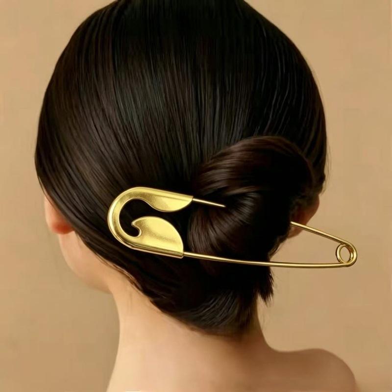 Hot Sale Large Safety Pin Meta - Women Accessories Sale 评论和价格