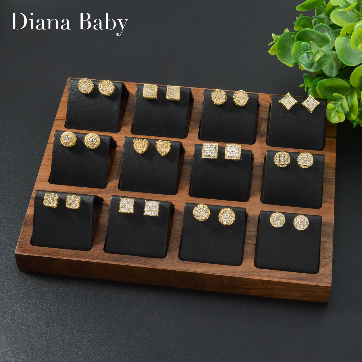 Diana Baby Gold Color Earrings - Women Accessories Dubai 评论和价格